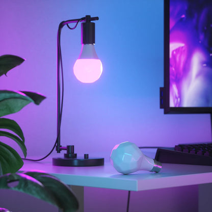 Nanoleaf Essentials B22 LED Bulb, RGBW Dimmable Smart Bulb - Thread & Bluetoo...